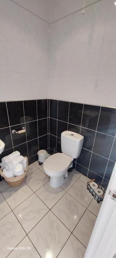 Londonderrys Bar And Accommodation Seaham Extérieur photo