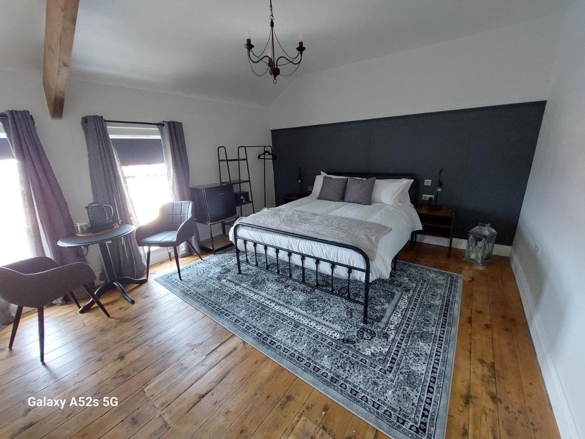 Londonderrys Bar And Accommodation Seaham Extérieur photo